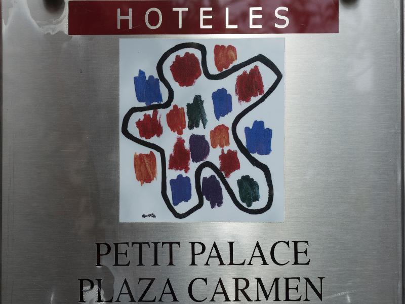 Petit Palace Plaza Del Carmen Hotel Madrid Exterior photo